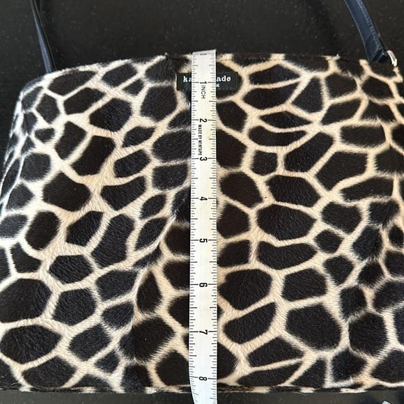 Kate Spade, Giraffe Faux Fur Animal Print Leather Handbag. Stain inside purse. - Picture 7 of 7